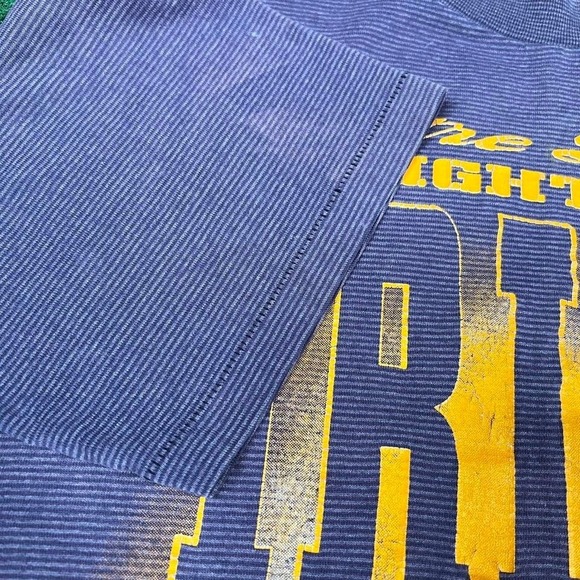 Vintage 1980s Notre Dame Fighting Irish T-Shirt - Picture 5 of 7